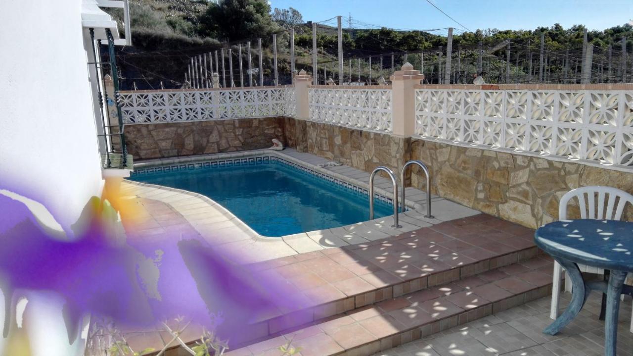 Casa Paloma Blanca