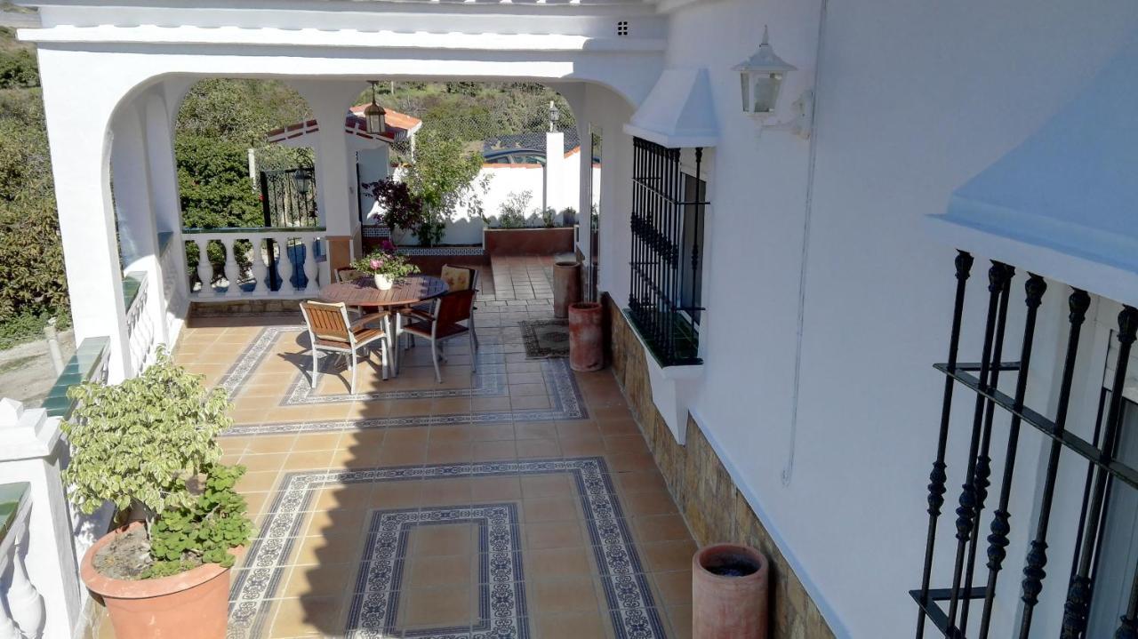 Casa Paloma Blanca